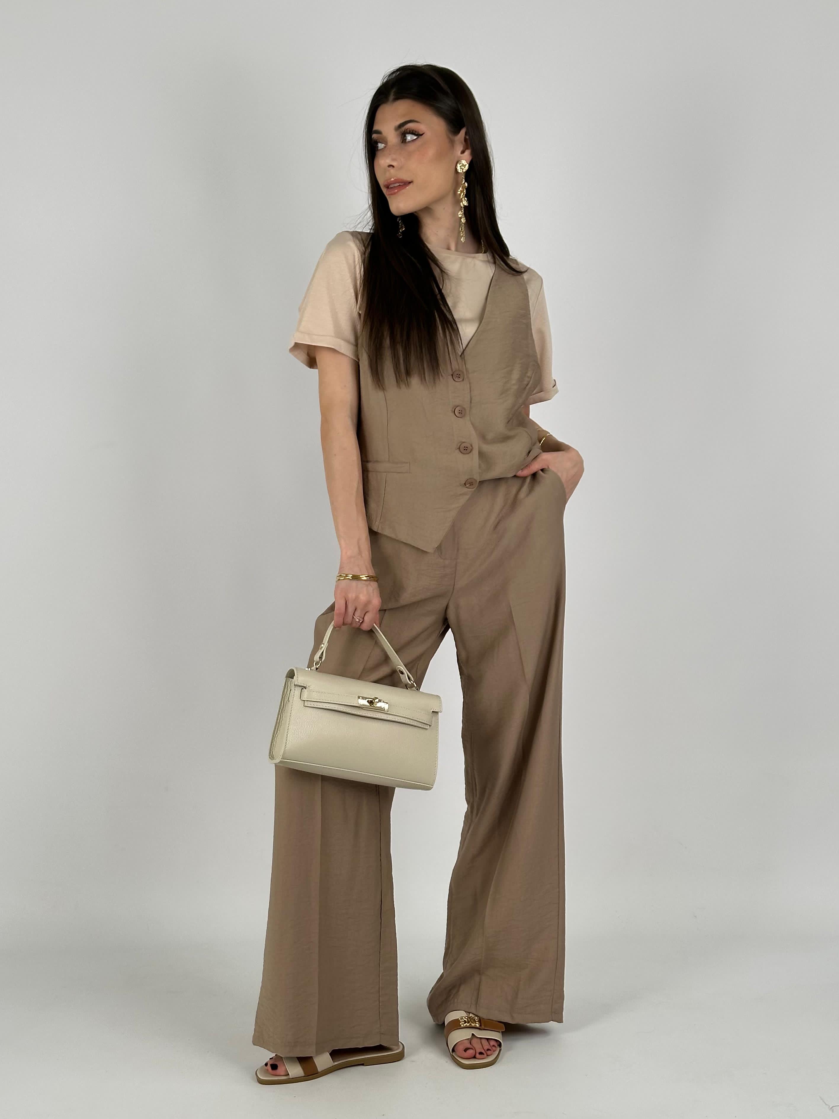Completo gilet e pantalone taupe