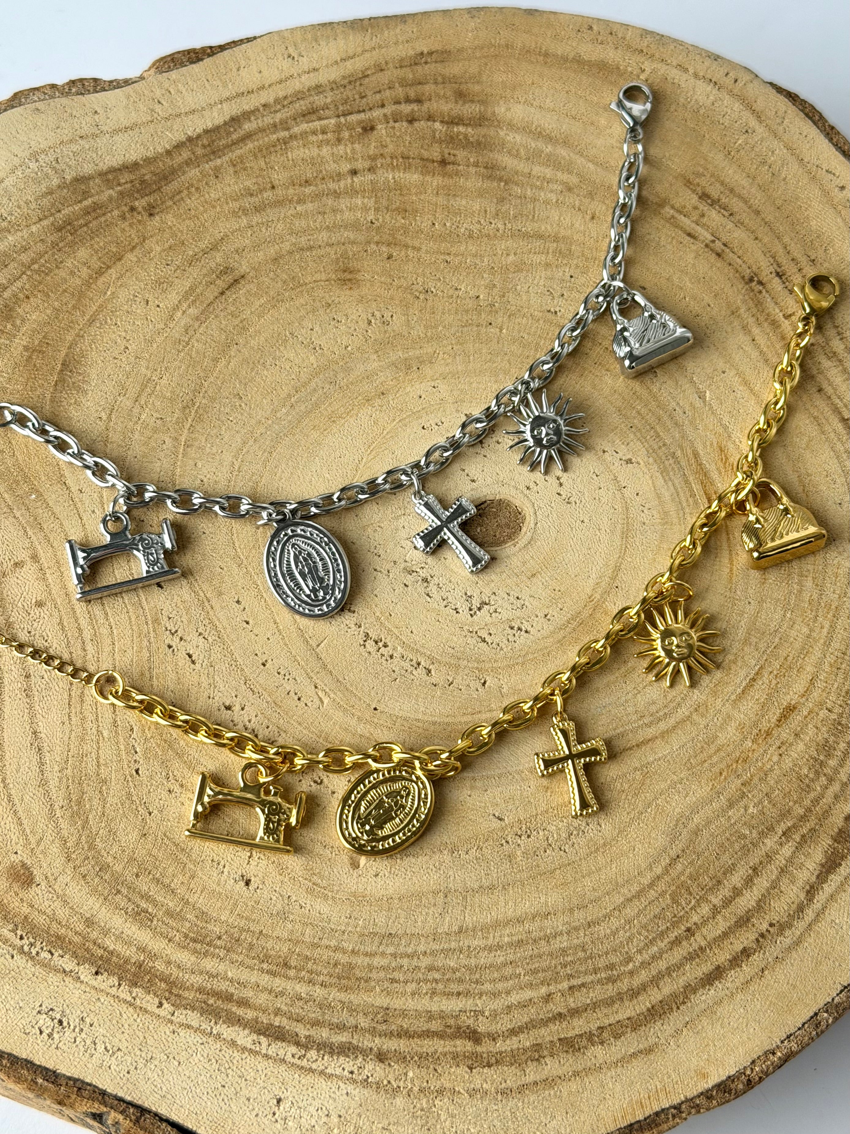 Bracciale mix ciondoli