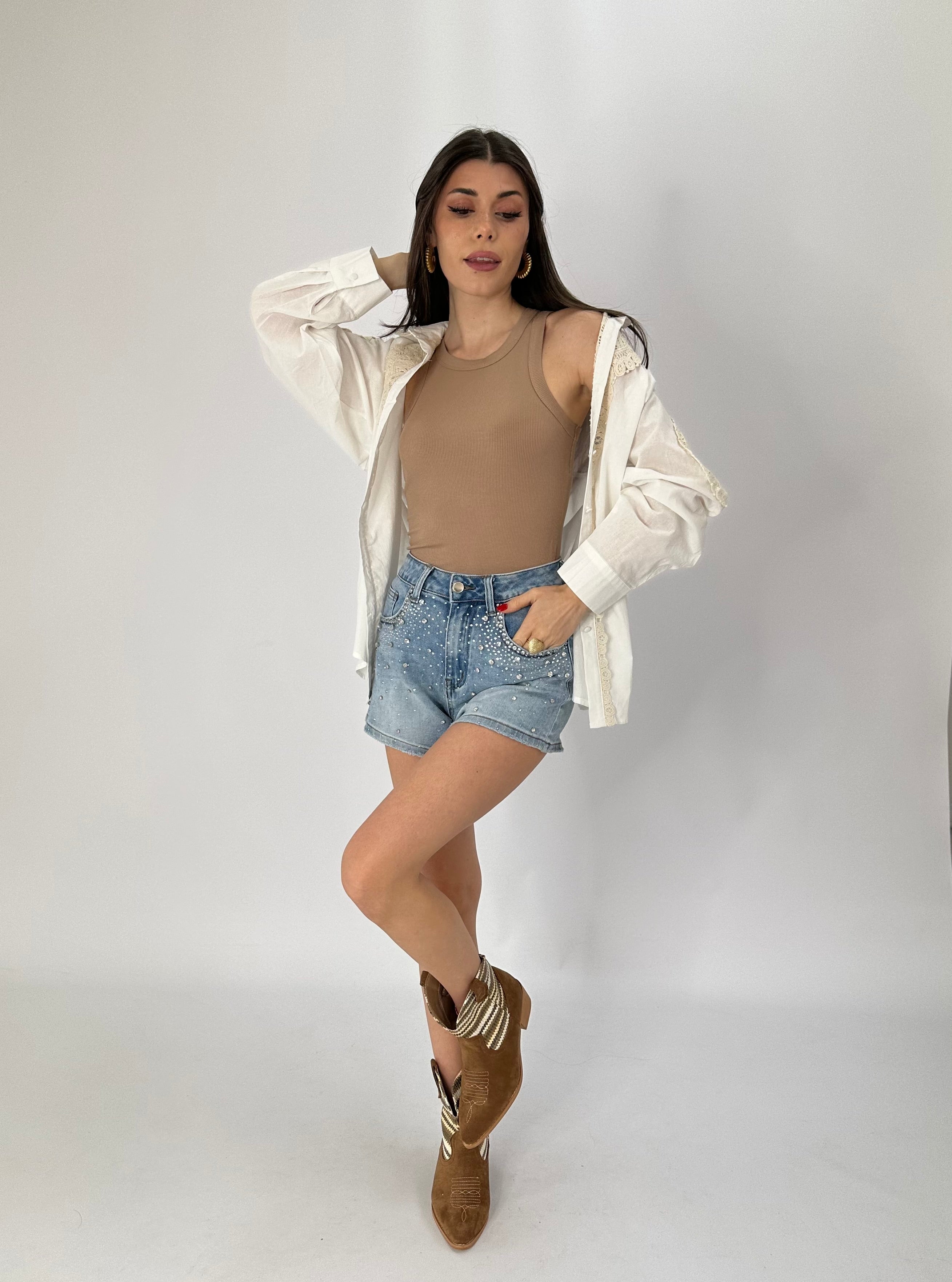 Shorts di jeans stud
