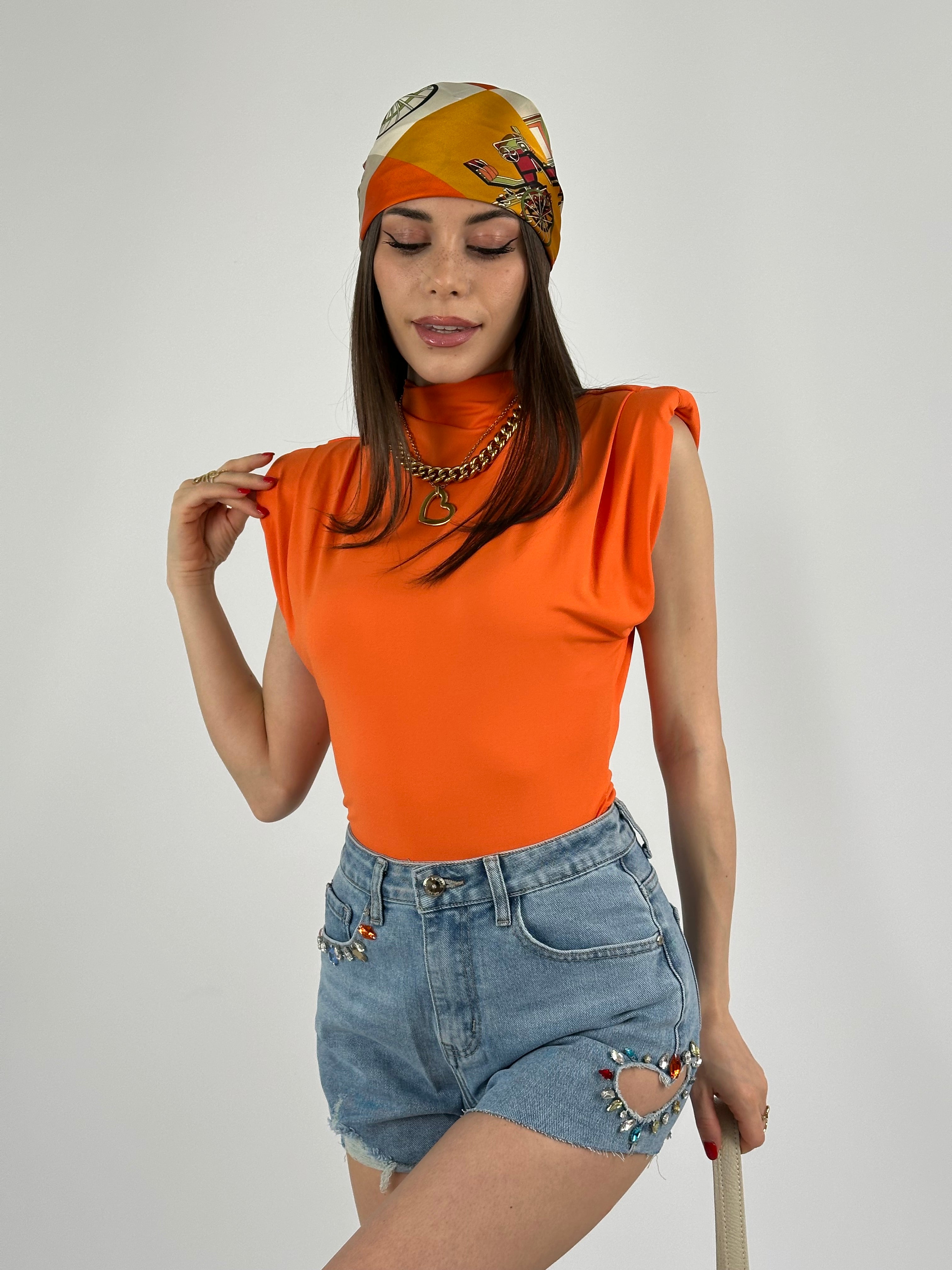 Maglia t-shirt con spallina imbottita arancione