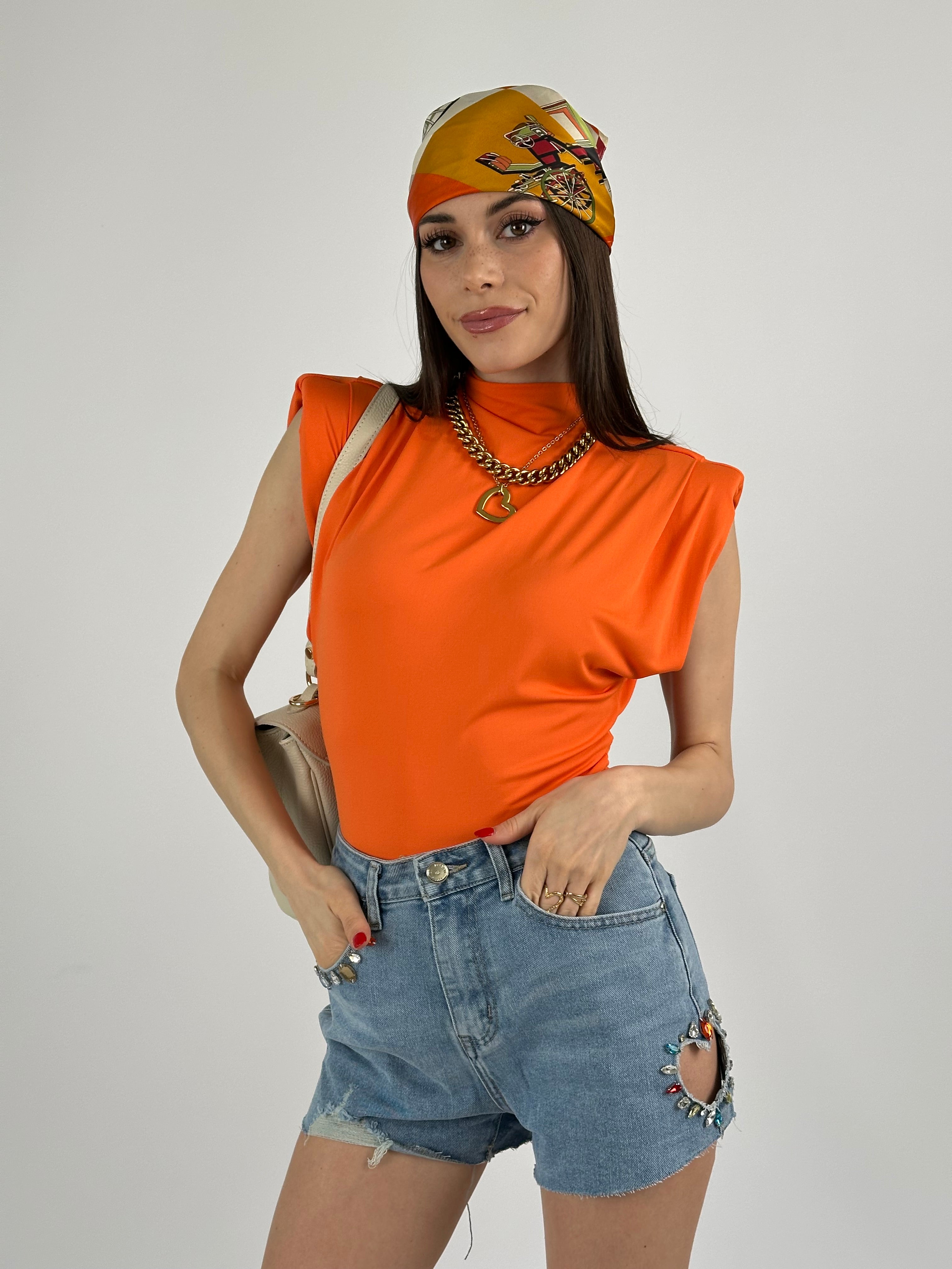 Maglia t-shirt con spallina imbottita arancione