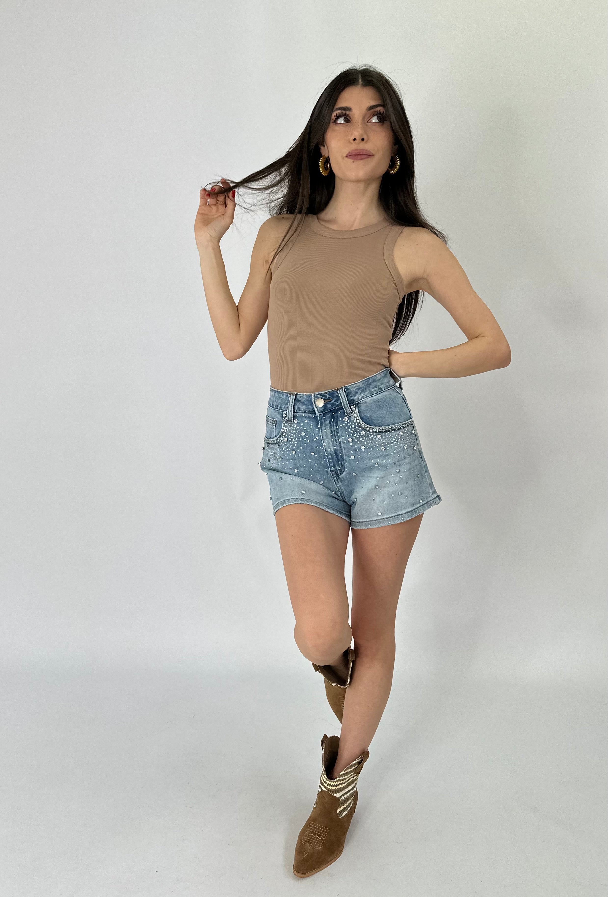 Shorts di jeans stud