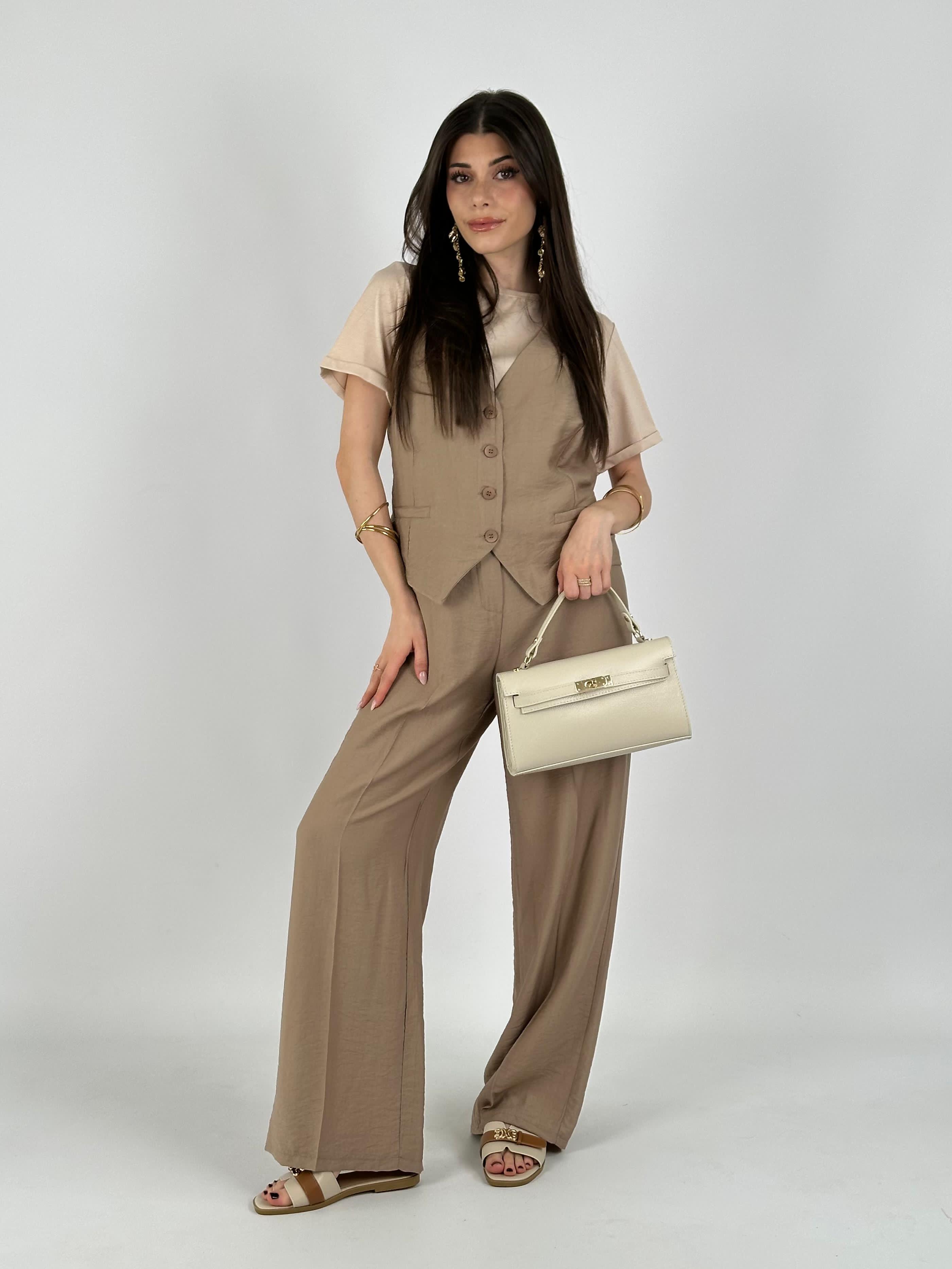 Completo gilet e pantalone taupe