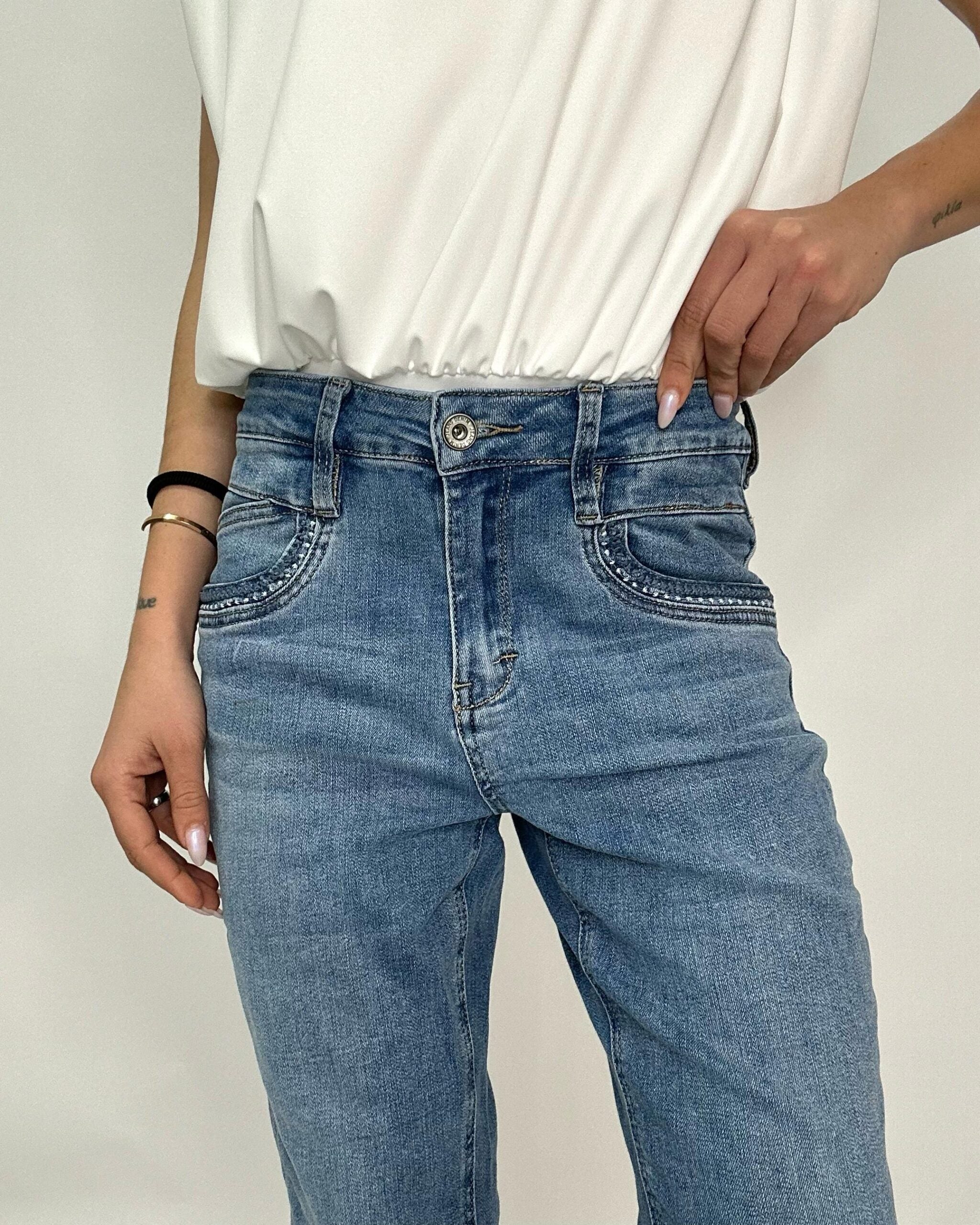JEANS YARA 389