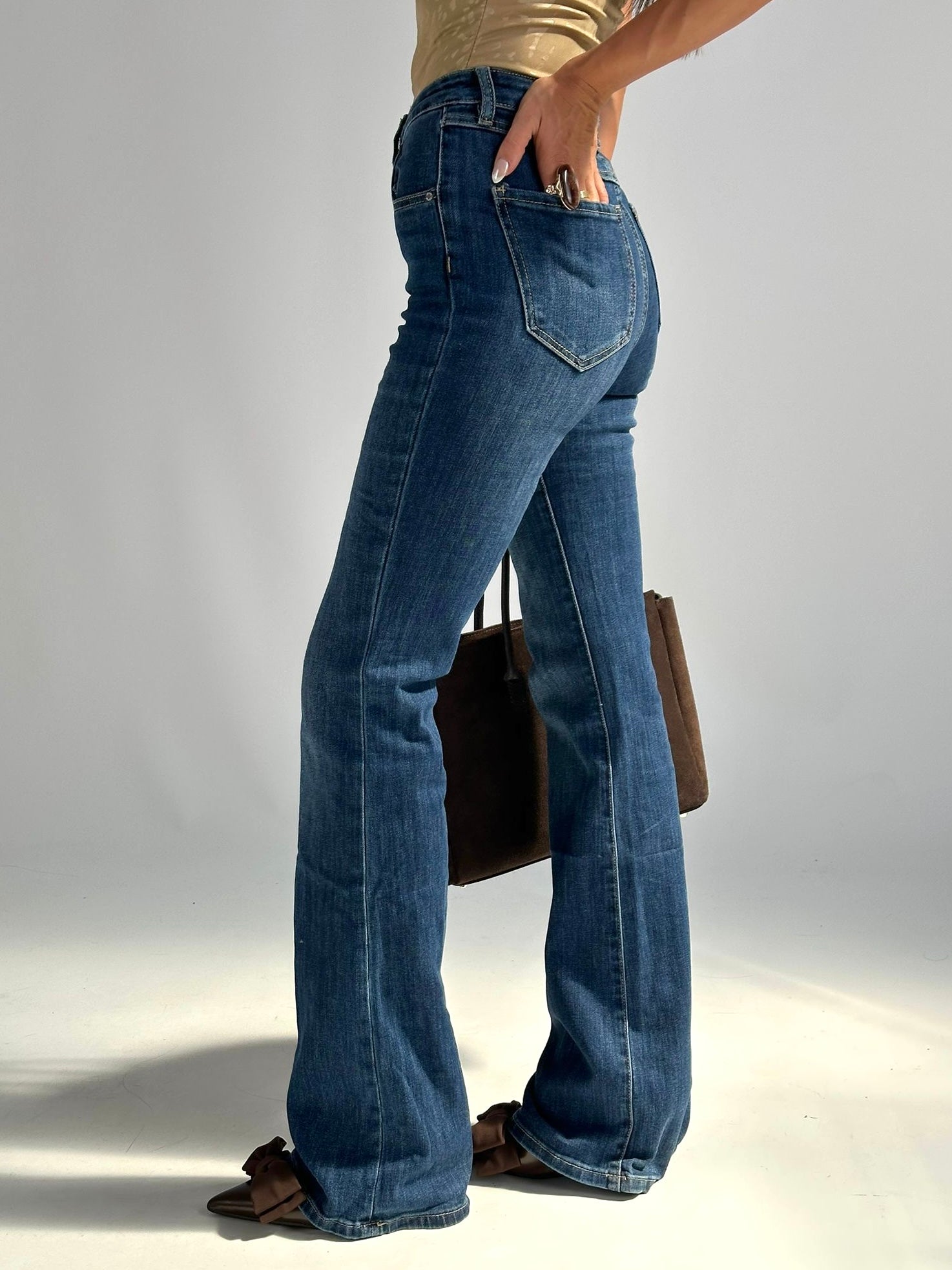 Jeans a zampa Lola
