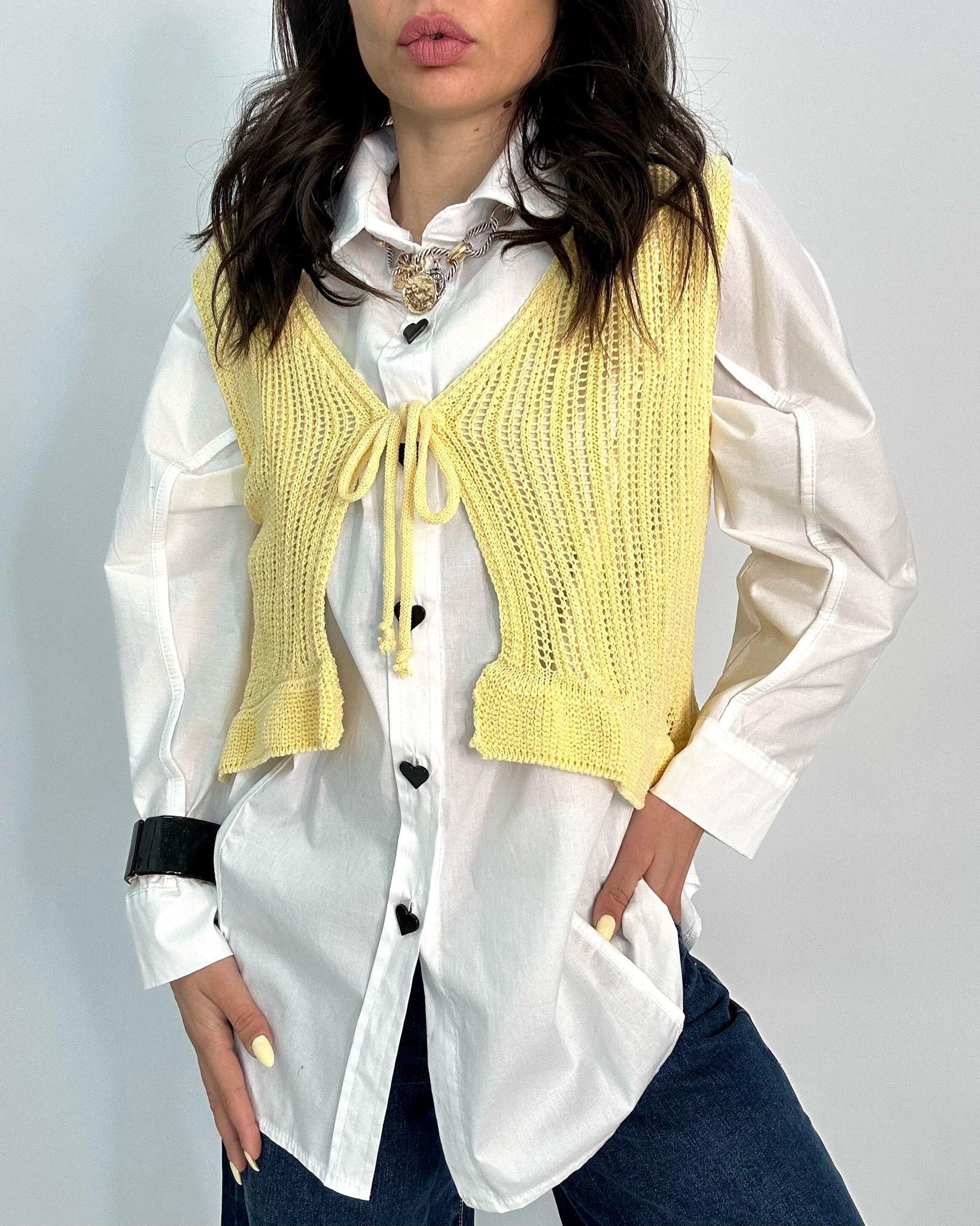 GILET CON LACCETTO giallo