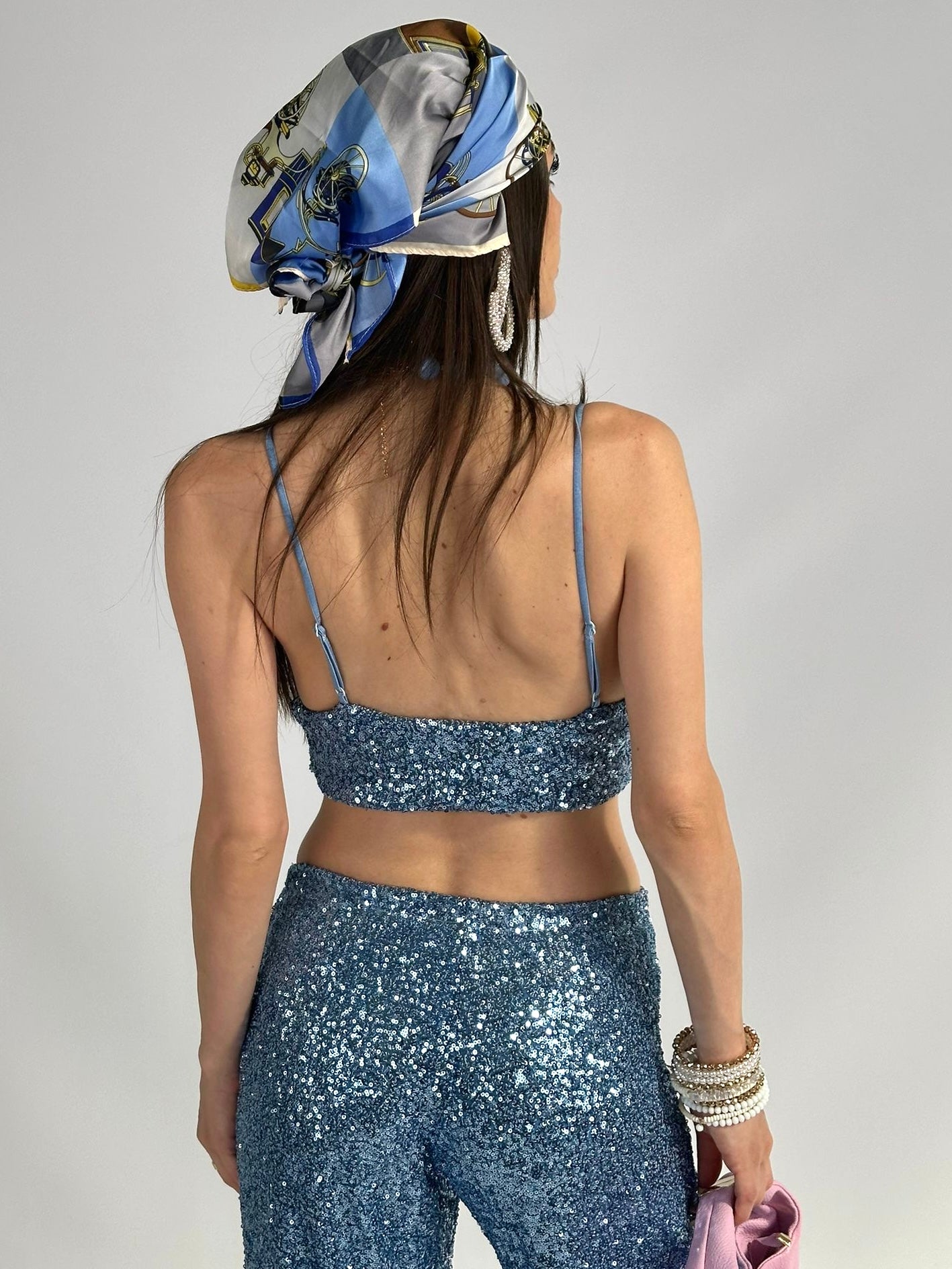 Completo paillettes blu