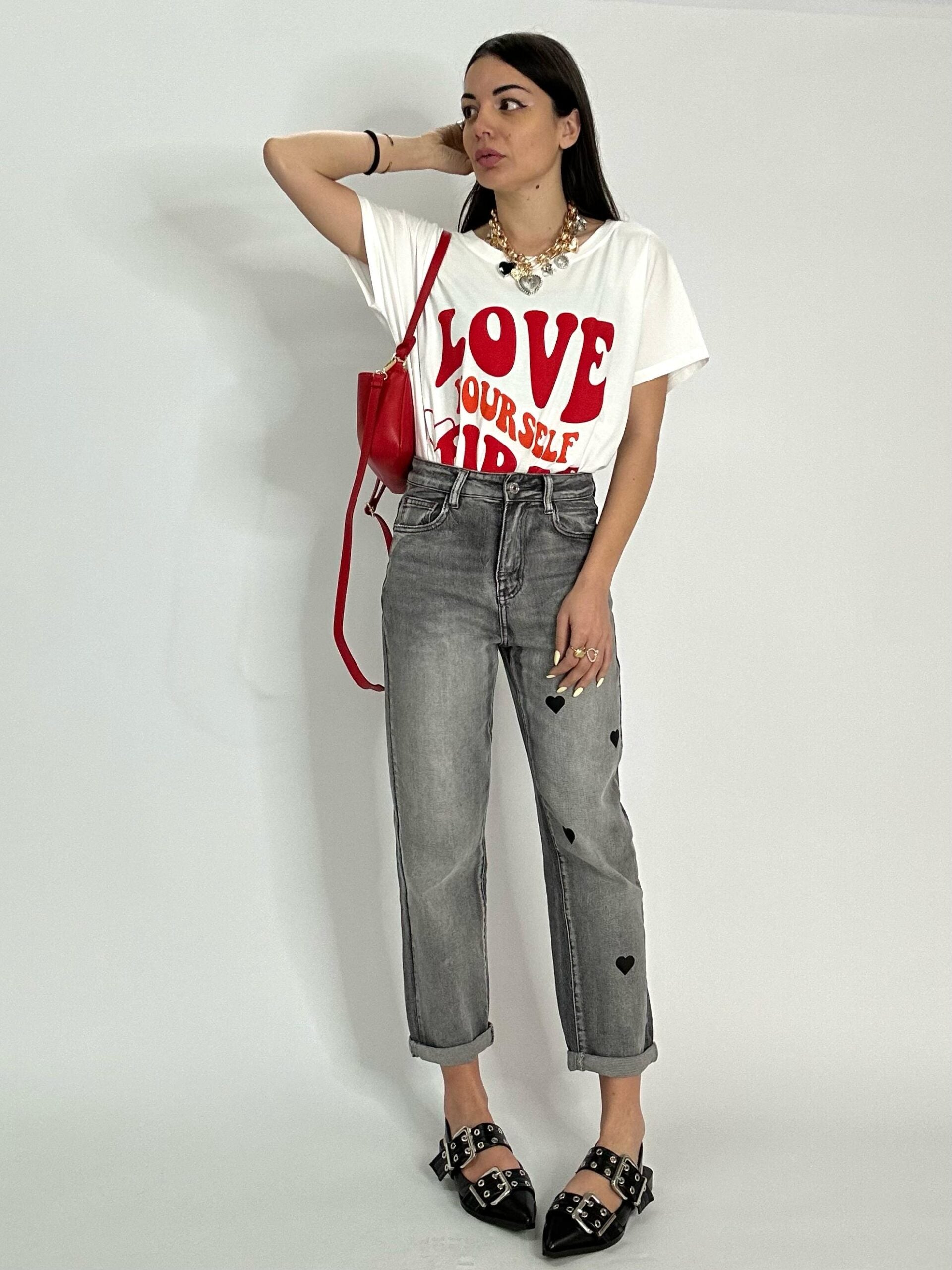 T-SHIRT LOVE YOURSELF 685